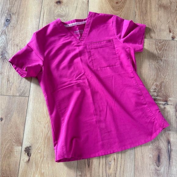 Fabletics Hibiscus Scrub Set - Picture 2 of 3